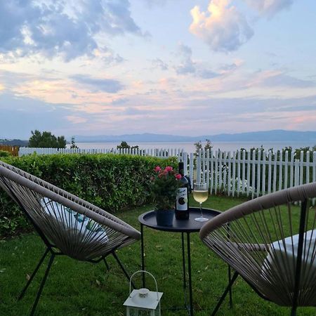 Janis Seaview Villa Nea Fokea Exterior photo